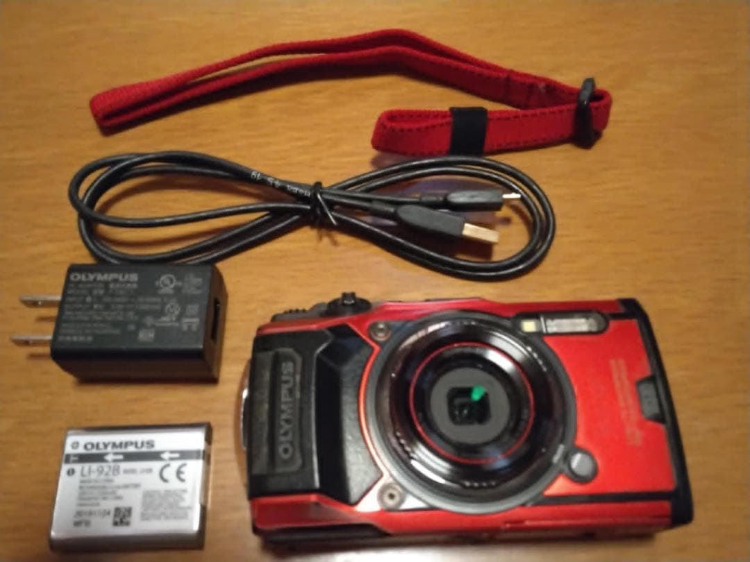 OLYMPUS Tough TG-6 コンパクトデジタルカメラ レッド