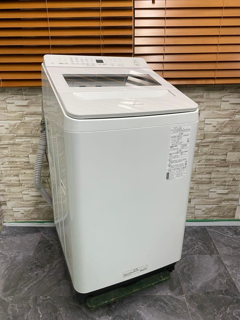 【高年式】パナソニック　洗濯機 NA-FA8K3 25年製
