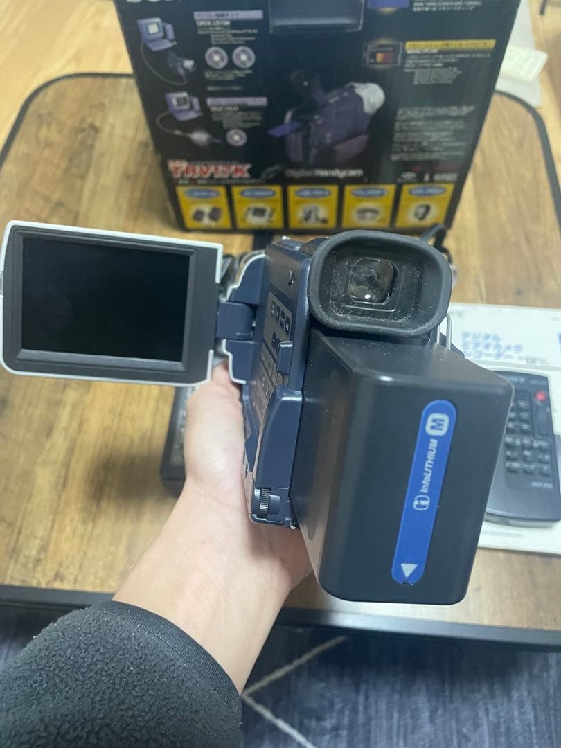 SONY DCR-TRV17 ビデオカメラ 本体