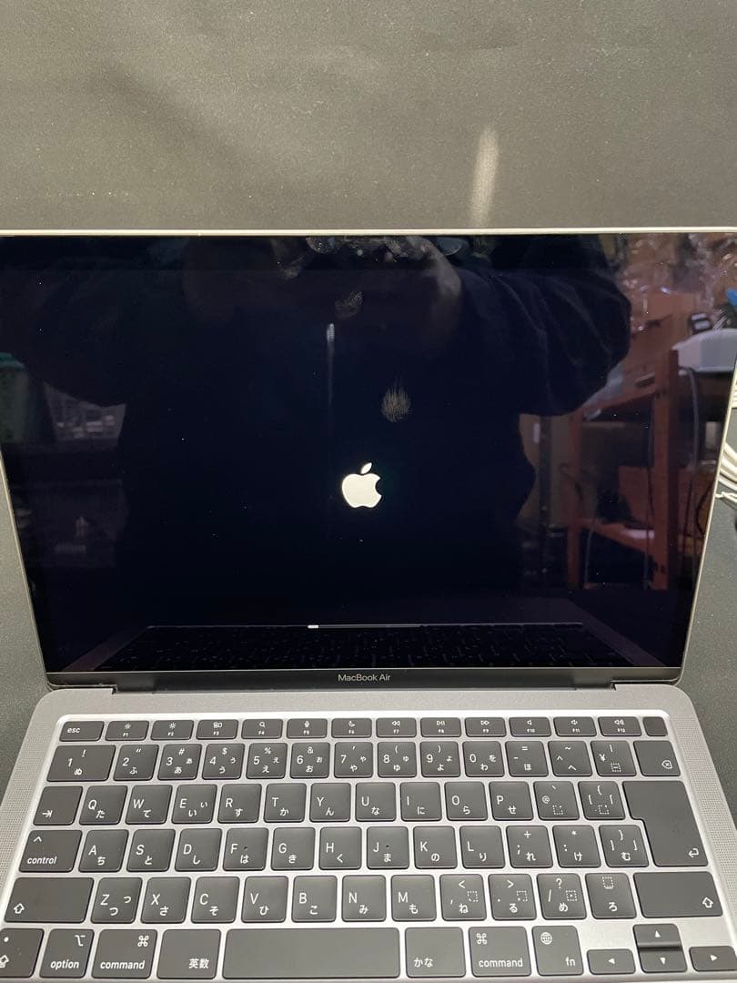 八*梅様 ジャンク品　アップル　マックブック Air 13 グレー A2337