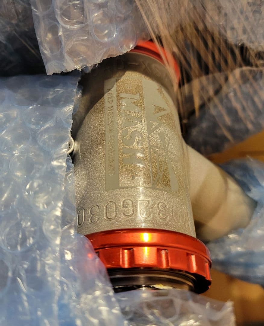 メ*ん様 【新品セット】MASH all-road silversmoke et