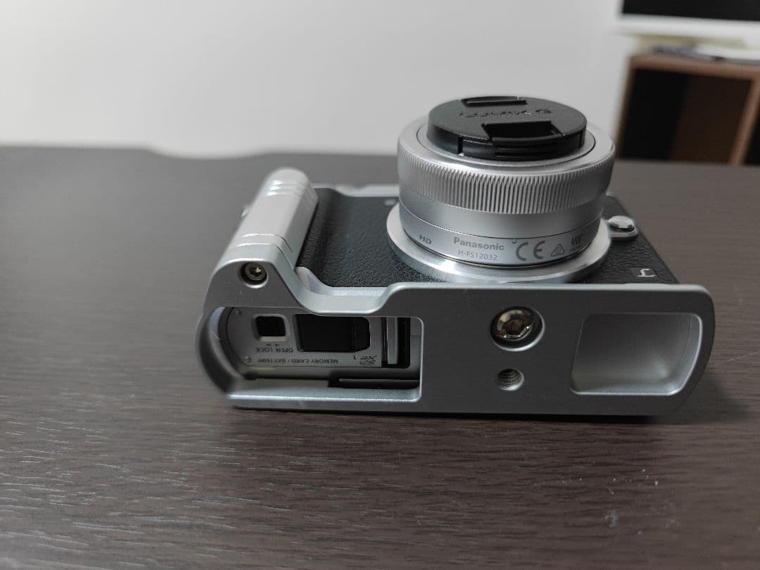 超美品(シャッタ数306回) LUMIX DMC-GX7MK2K