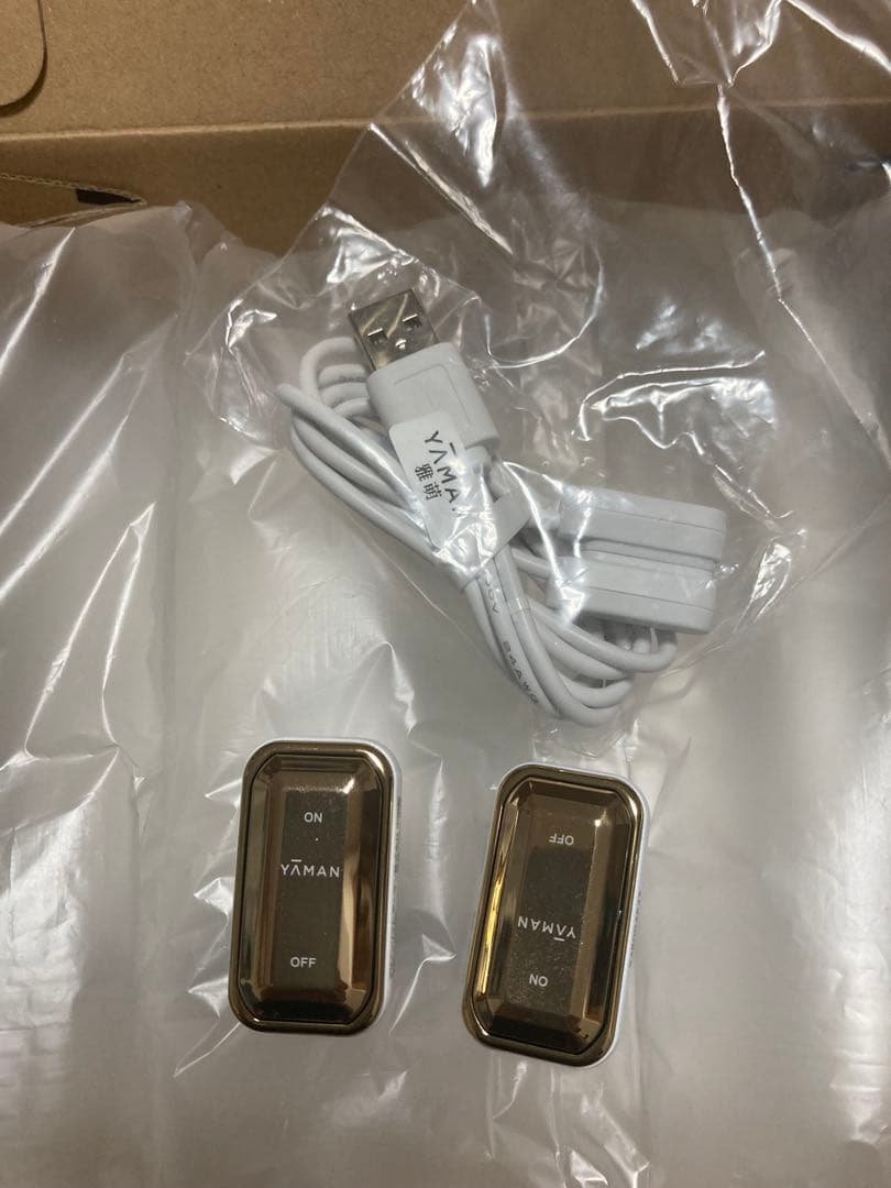 YA-MAN ヤーマン 美顔器 ＋デザインリフト目元用ストレッチシート 5セット