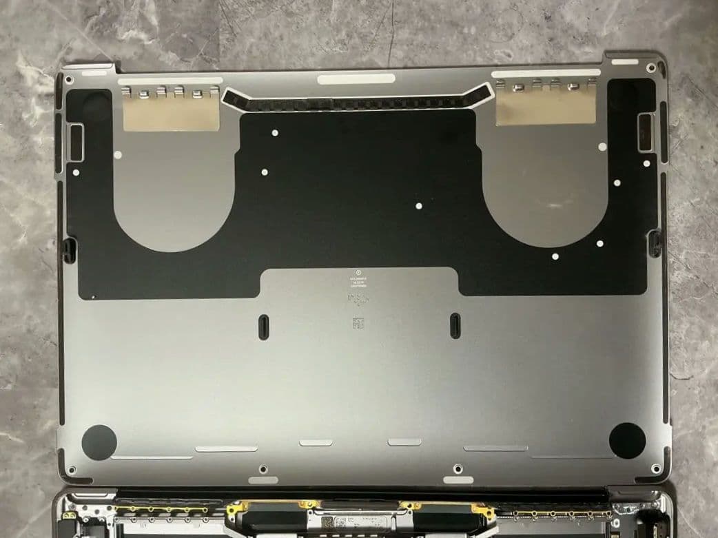 MacBook Pro A1989 日本語 キーボード 下半身　部品