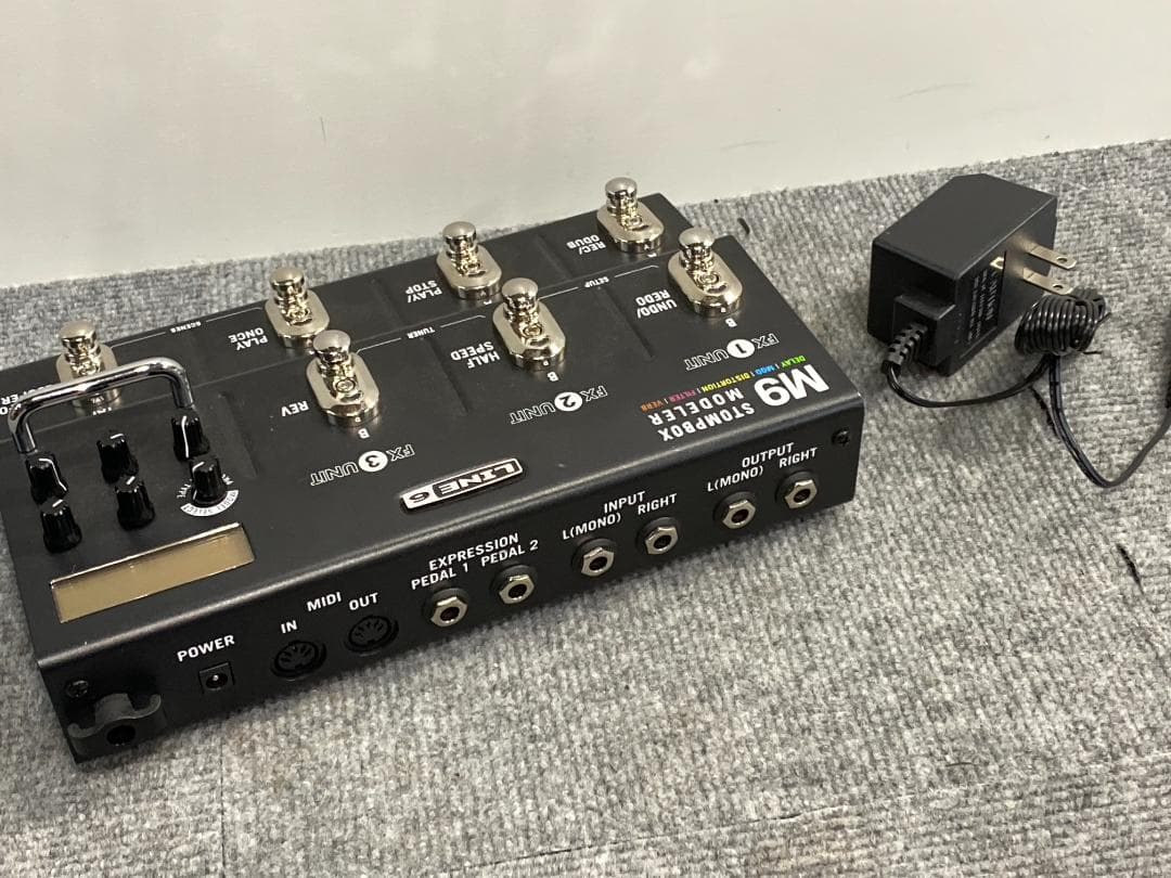 LINE6 M9 stompbox マルチエフェクター