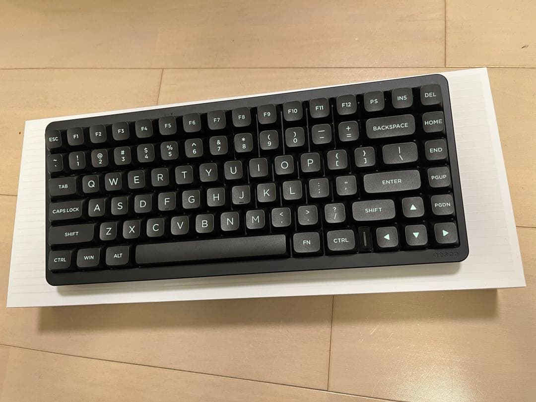キーボード aesco A83 black