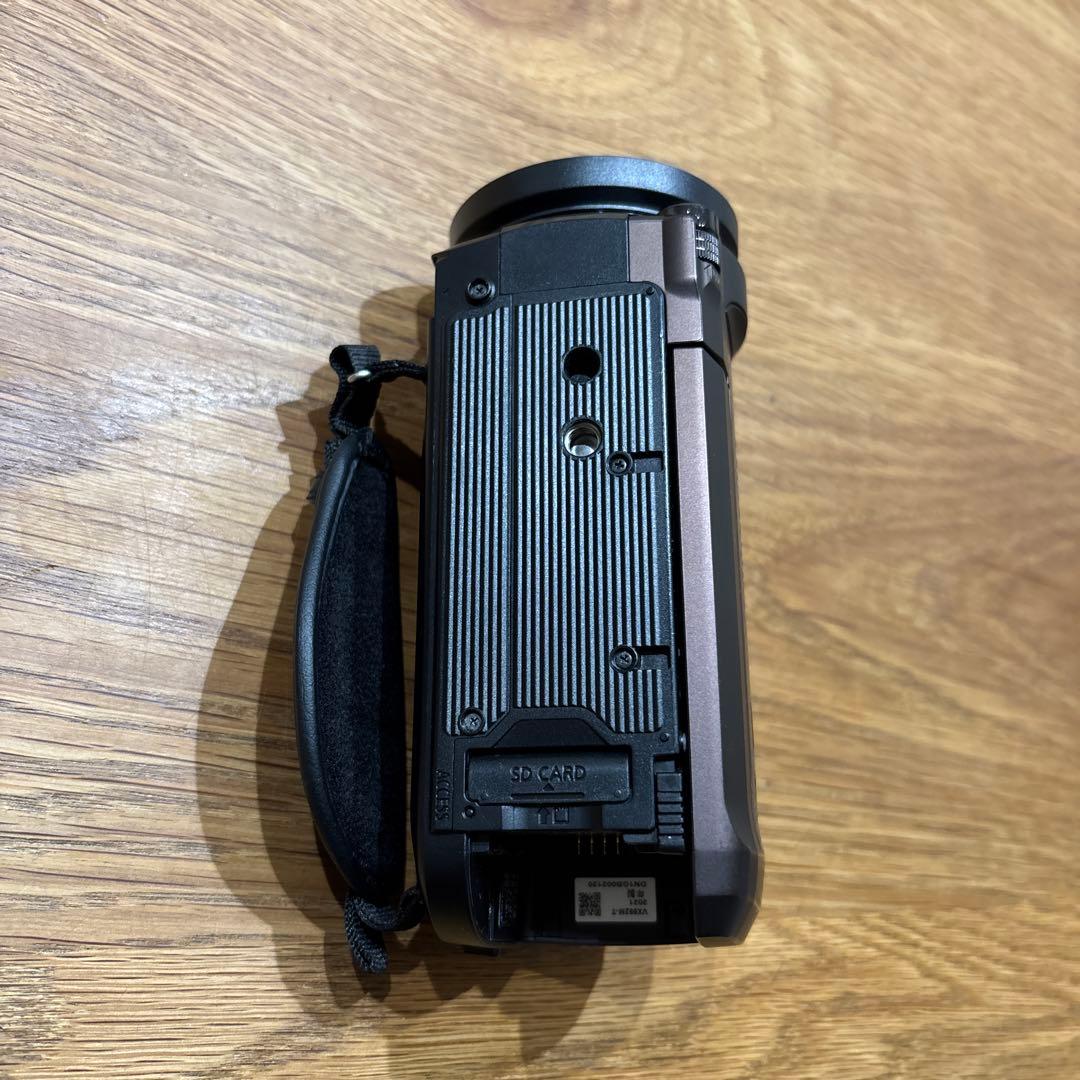 Panasonic HC-VX992M 4Kビデオカメラ　予備バッテリー付