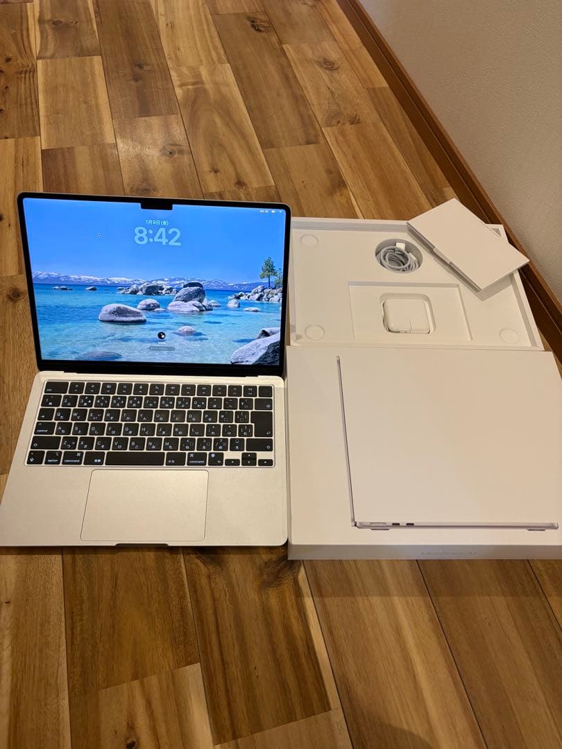 超美品/M2/13インチ/MacBook Air/SSD 256GB/8GB