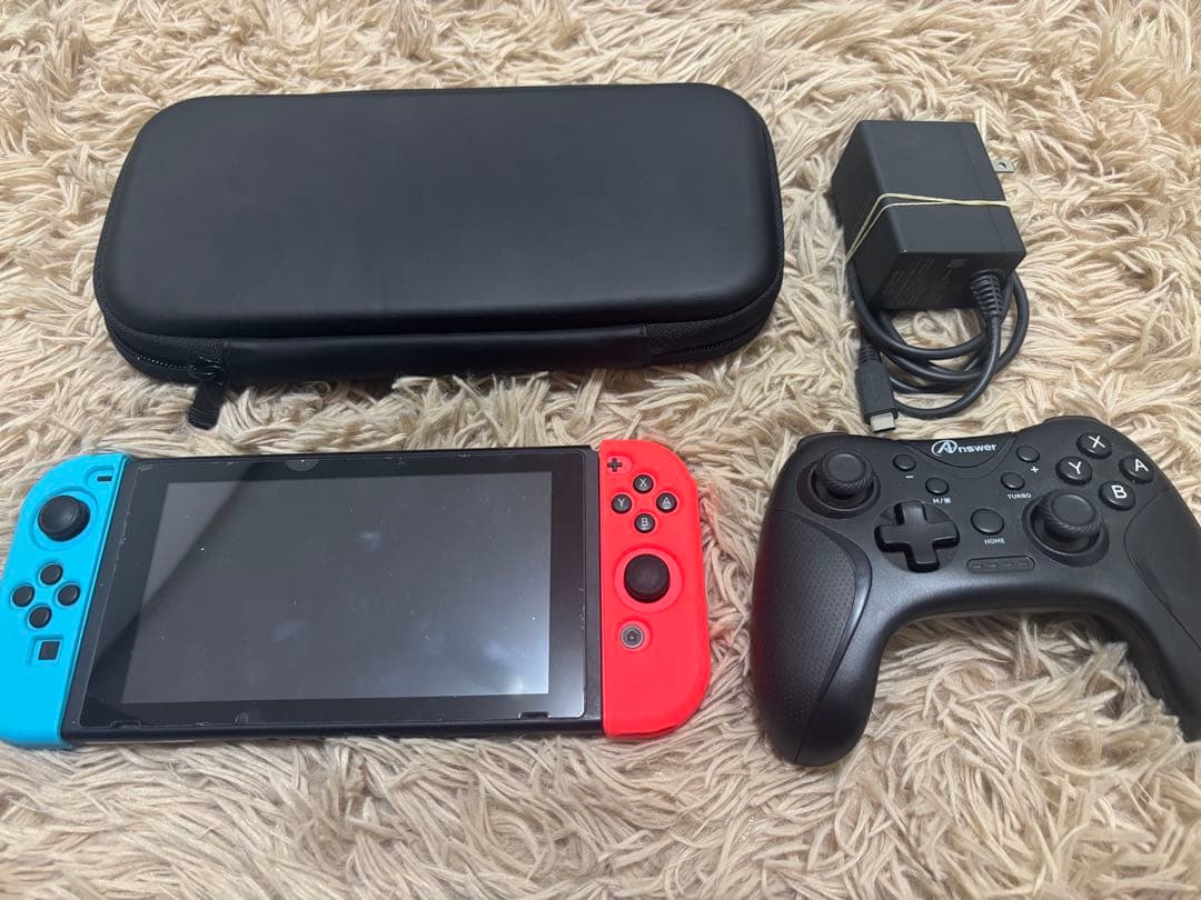 つ*ぎ様 Nintendo Switch 青/赤 本体 充電器 ケース コントロ