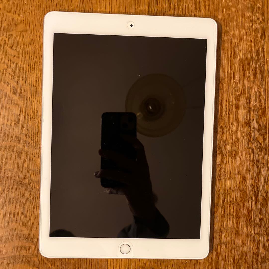 Apple iPad Pro 9.7in (256gb) シルバー 本体