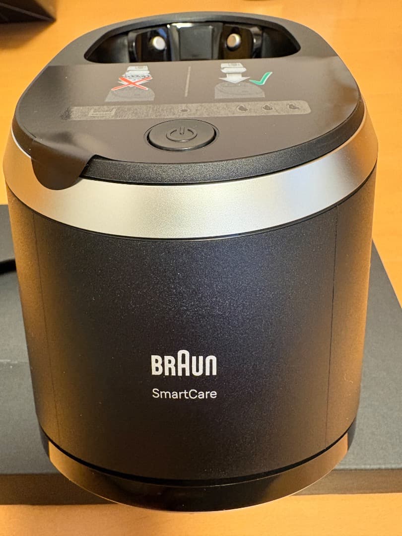 BRAUN PRO+ 洗浄機セット+美顔器付き