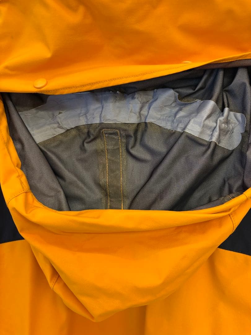 12/30までmont-bell スキー・スノボウェアLサイズ 上下セット