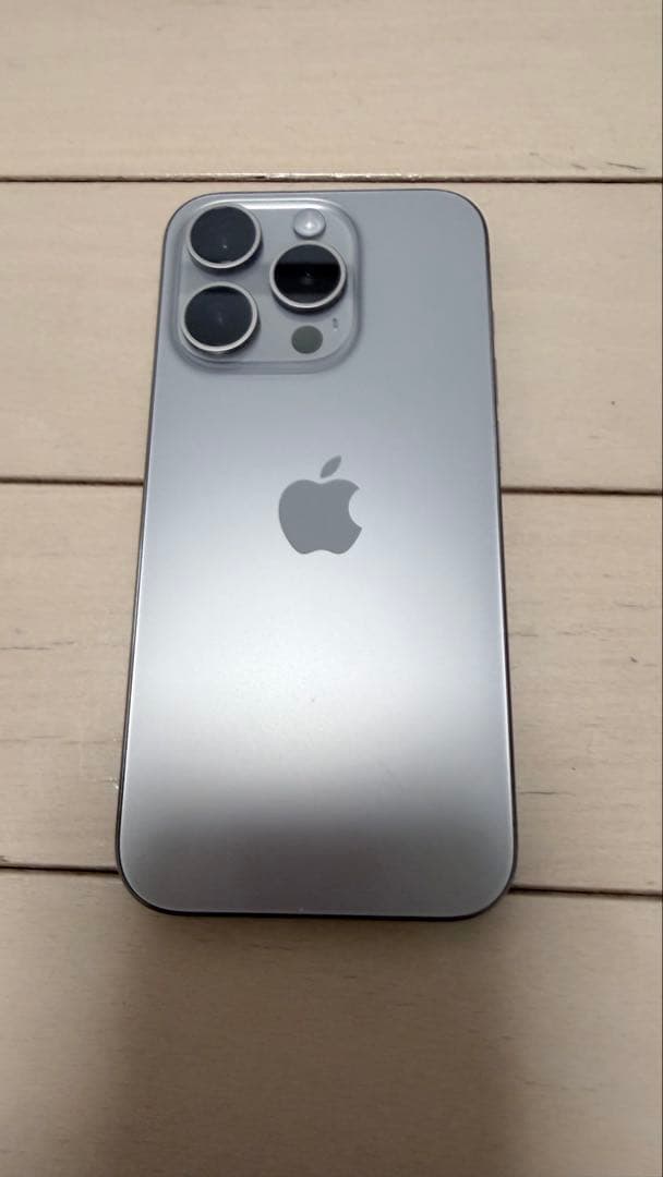 iPhone 15 Pro 512GB SIMフリー 動作確認済み