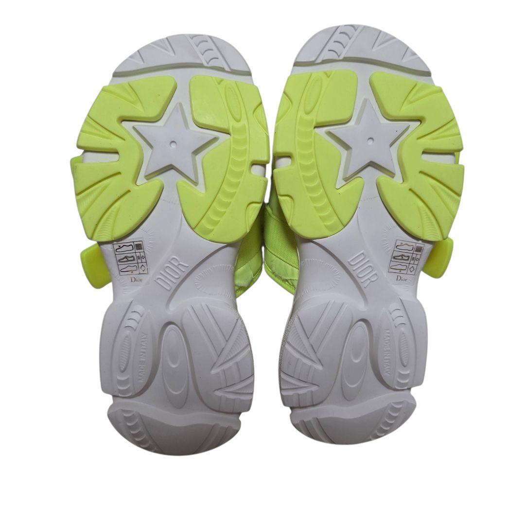 新品同様 クリスチャンディオール　バックルサンダル 22年モデル 23.5cm