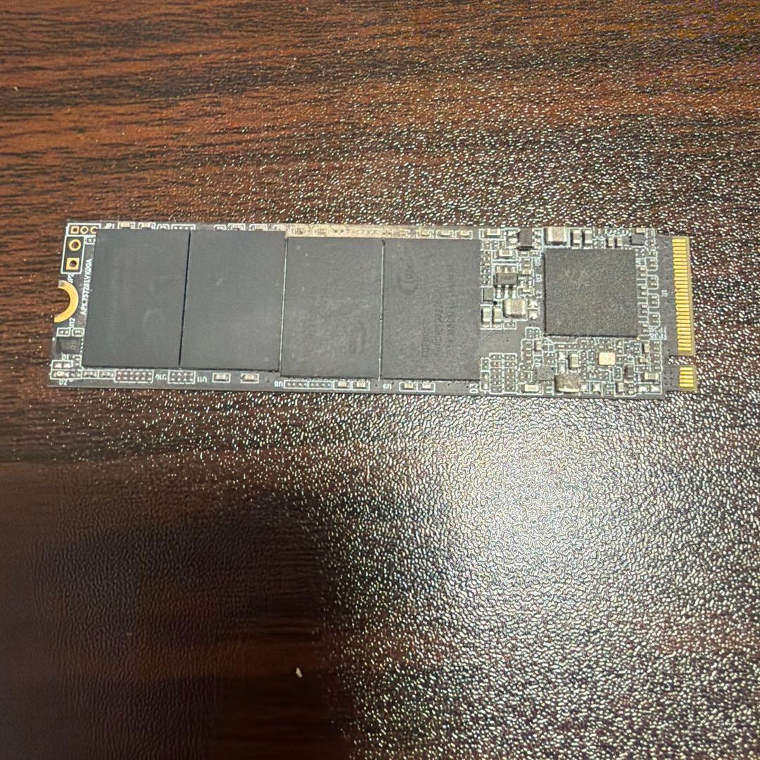 内蔵型SSD TEAMGROUP M.2 SSD 1TB MP33 2280