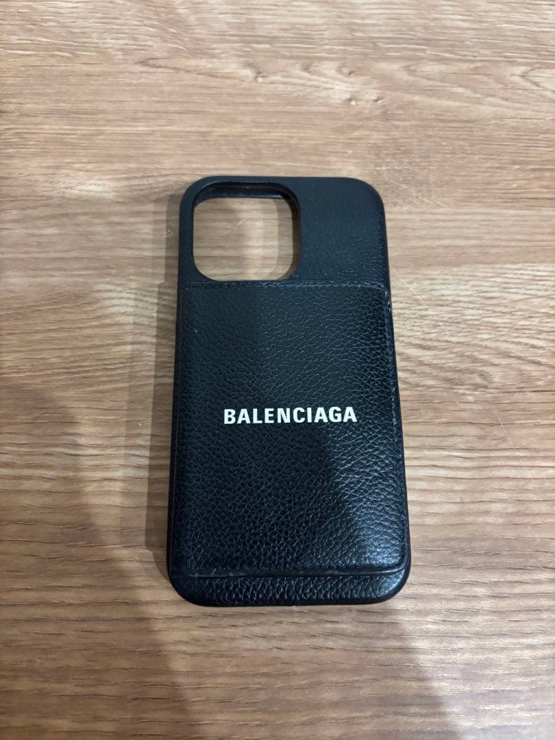 【美品】BALENCIAGA バレンシアガ iPhone13proケース