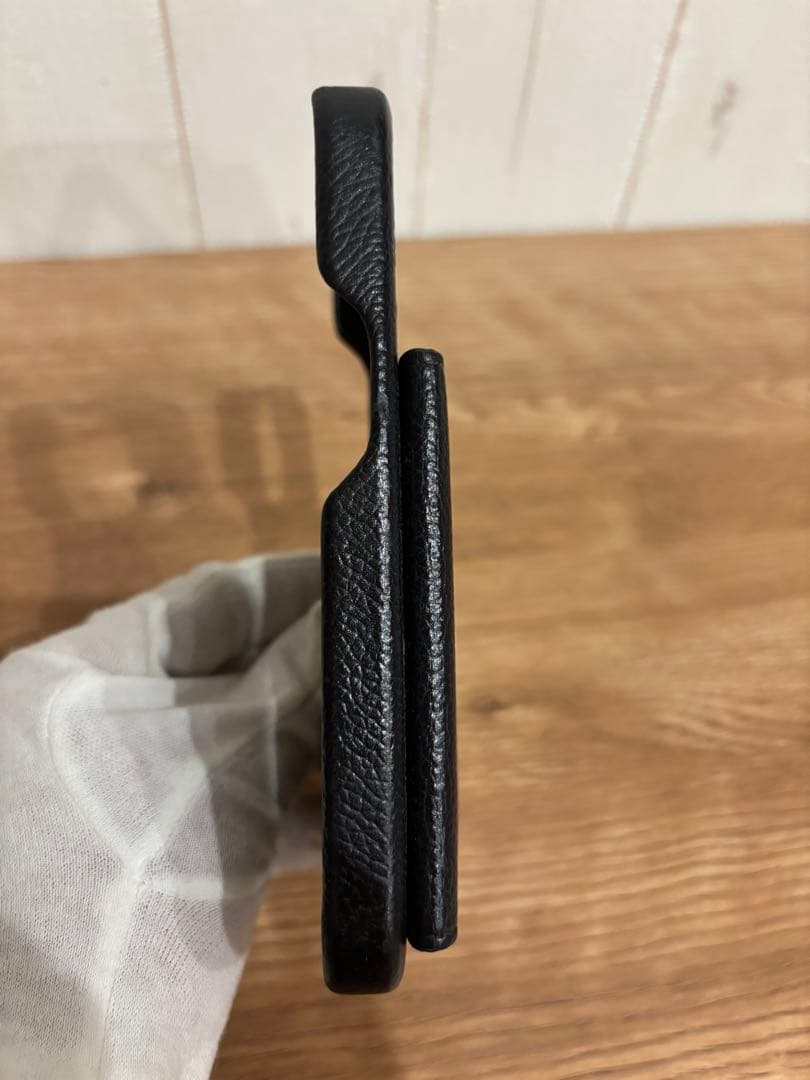 【美品】BALENCIAGA バレンシアガ iPhone13proケース