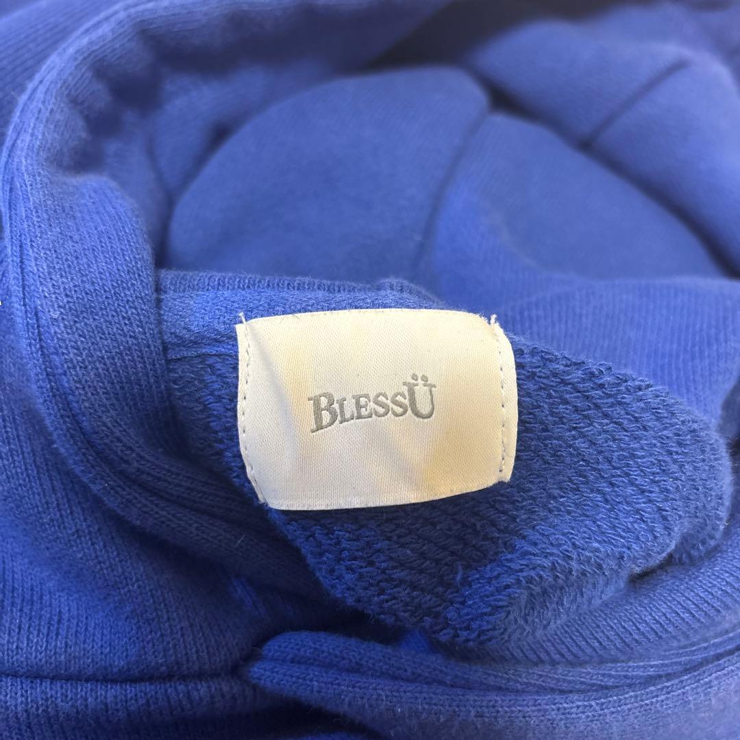 BLESS U パーカー