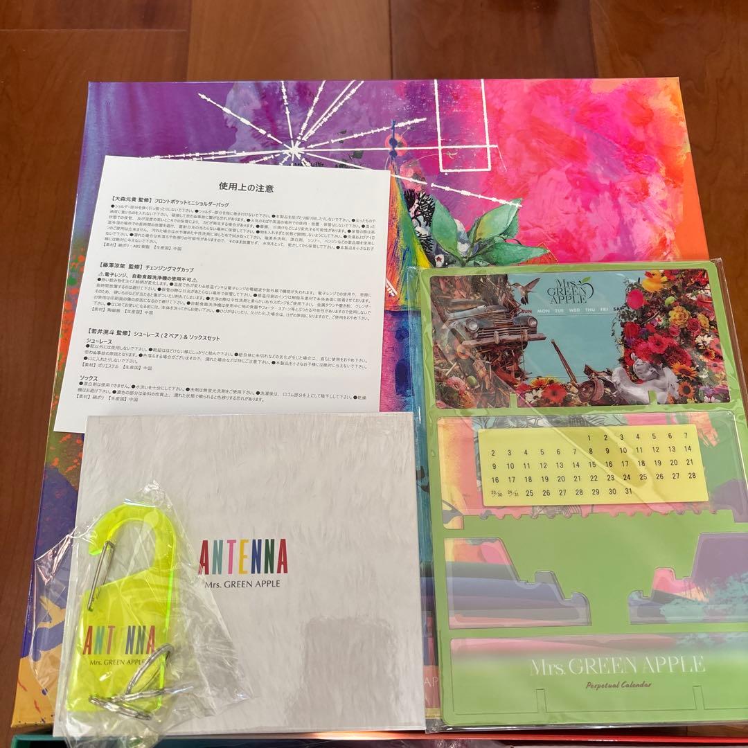 ミセスグリーンアップル ANTENNA BOX