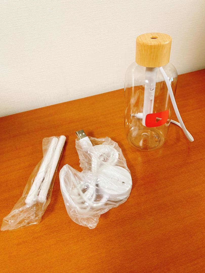 激レア非売品★新品未使用★YouTubeロゴ入り【木目調クリアボトル型・加湿器】