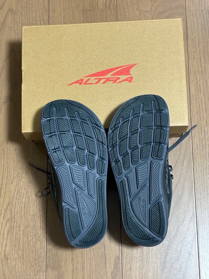 ALTRA トーリン8メンズランニングシューズ ブラック