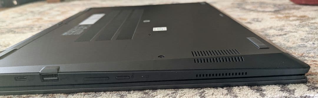 ASUS Chromebook Flip CX5 (CX5601)／Corei3