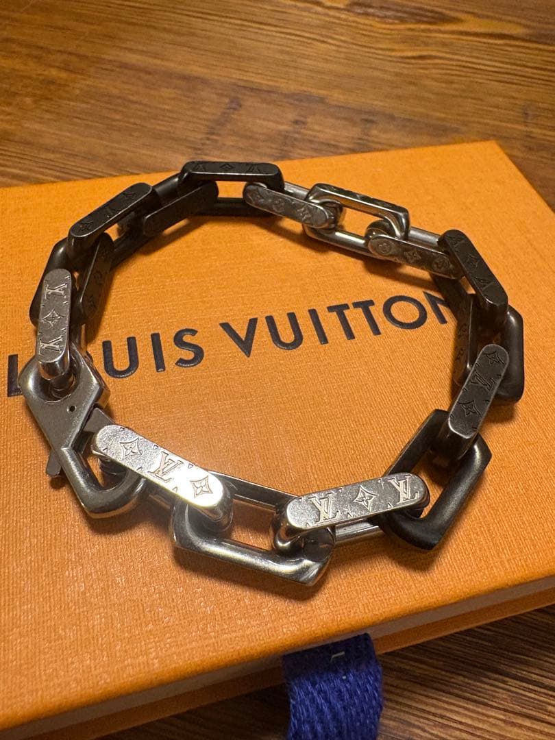 Louis Vuitton リンクチェーンブレスレット