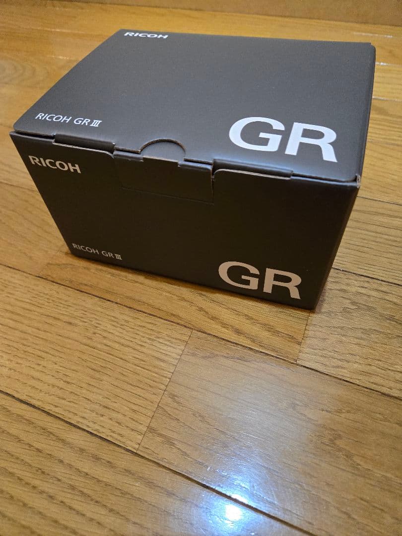 【新品未使用品】　RICOH GR III