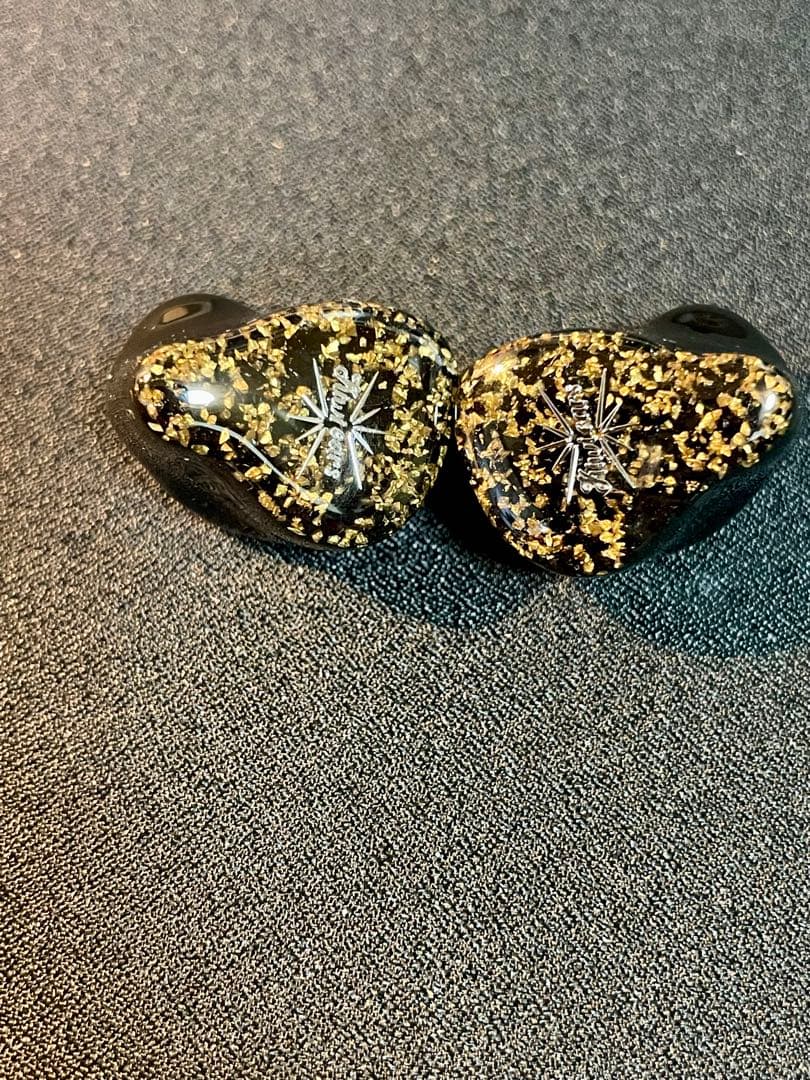 Kiwi Ears Astral 1DD + 6BA ハイエンドイヤホン