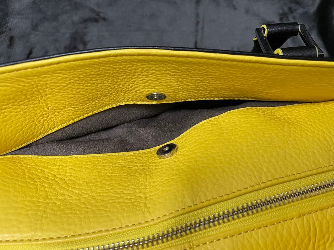 ペッレモルビダ　トートバッグ ビジネスバッグ