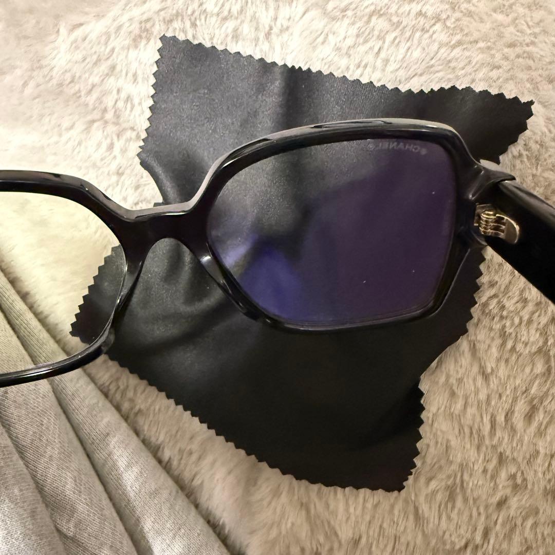 CHANEL シャネルココハート ブルーライトカットサングラス