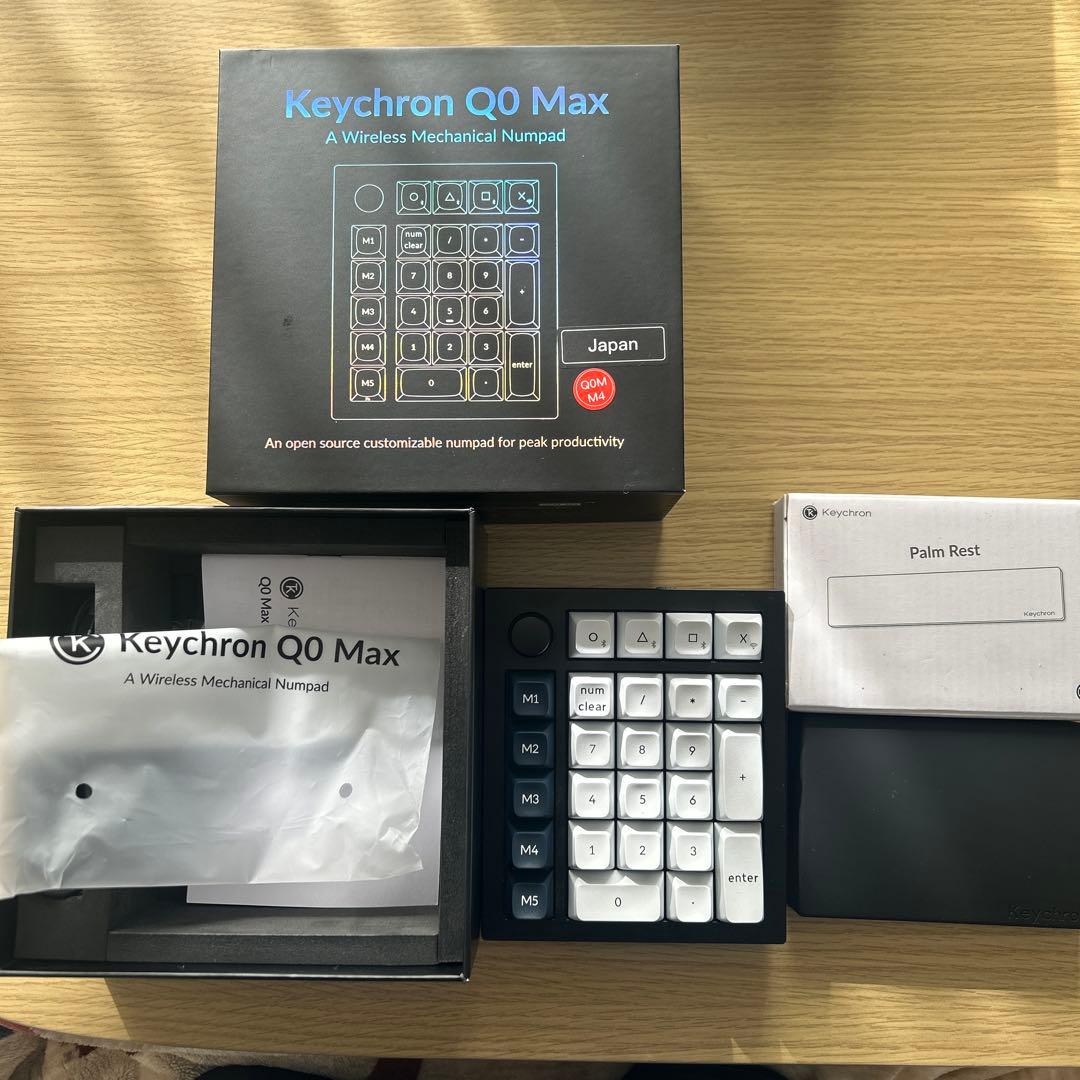 Keychronテンキー Q0 Max バナナ軸 カーボンブラック