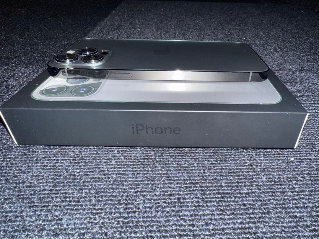 iPhone13promax graphite 1TB SIMフリー オマケ付き