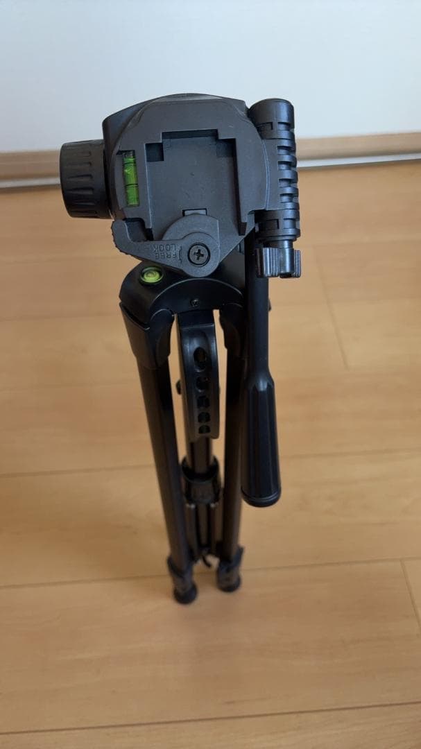 Nikon D5600 デジタル一眼レフ ダブルズームキット