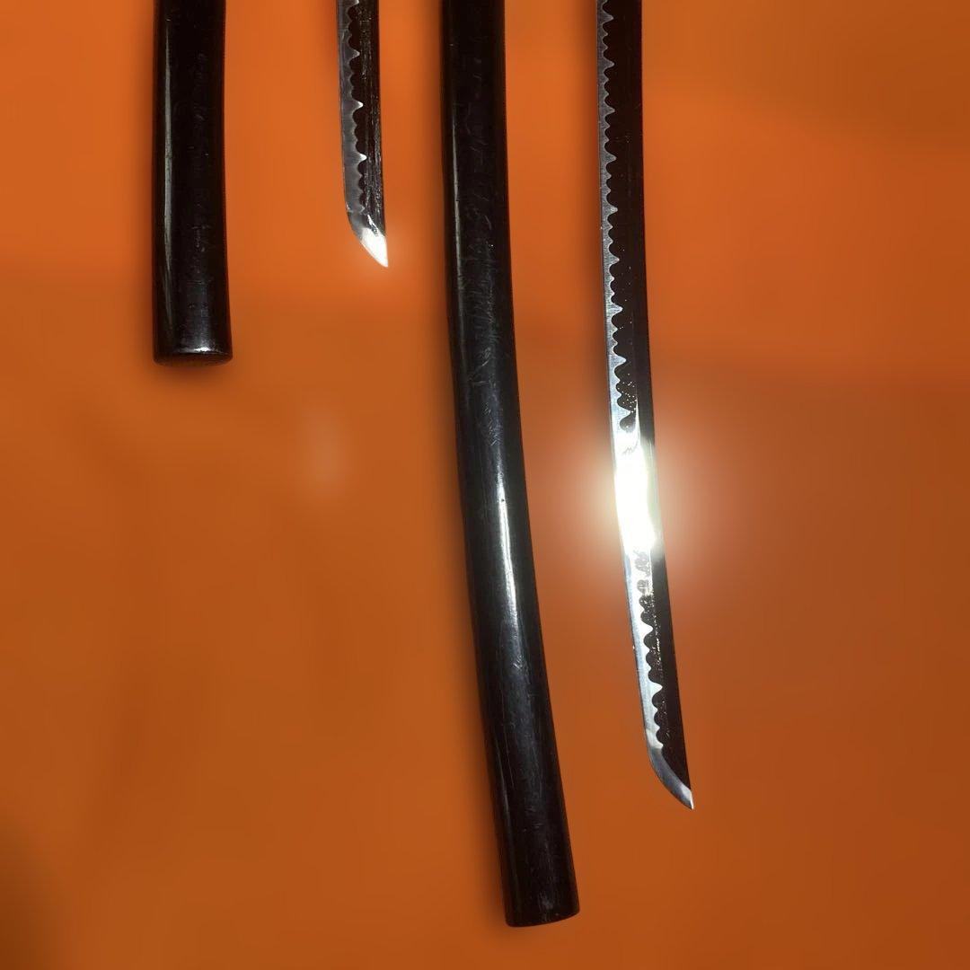 模造刀大小２本セット(下緒無し) 黒柄 波図透し丸鍔 黒呂鞘