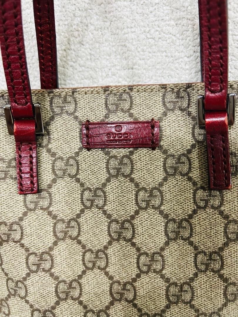 GUCCI グッチ　トートバッグGG柄PVC スプリーム縦長ハンドバッグ