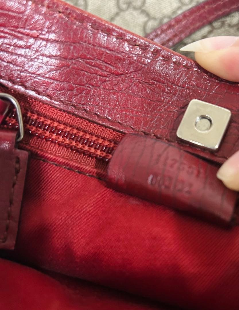 GUCCI グッチ　トートバッグGG柄PVC スプリーム縦長ハンドバッグ