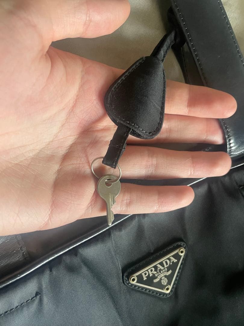 PRADA ブラック トートバッグ　ハンドバッグ