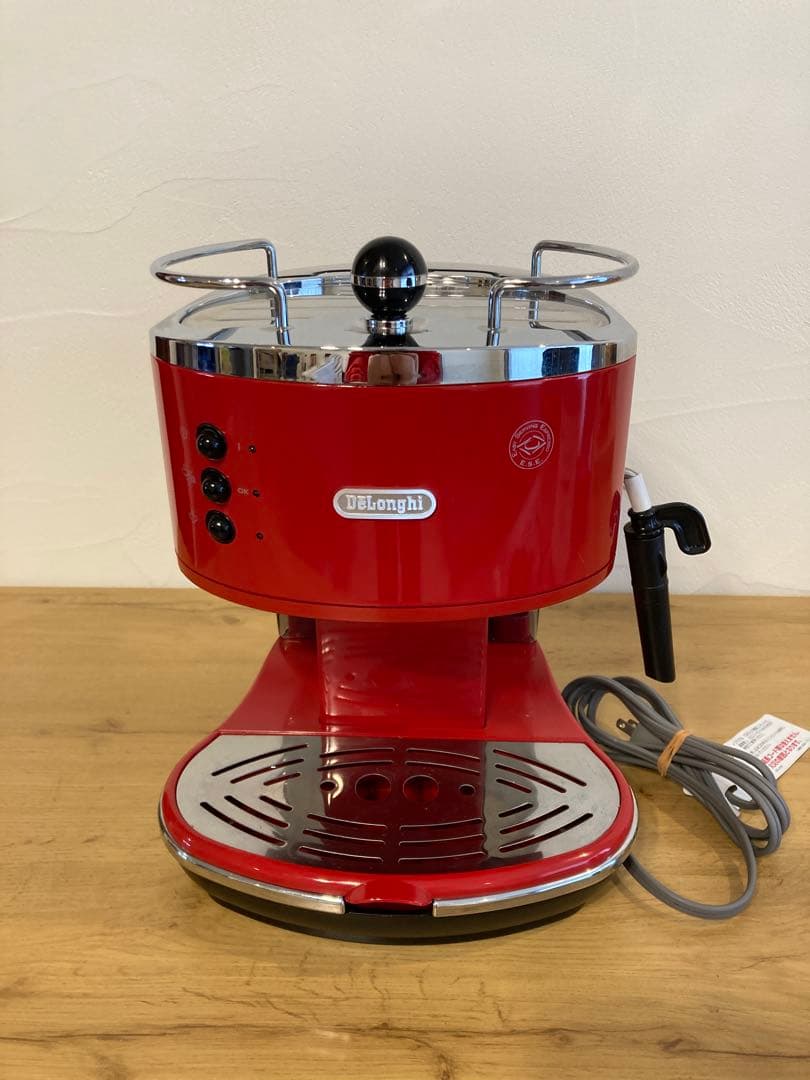 デロンギ　De'Longhi エスプレッソマシン レッド