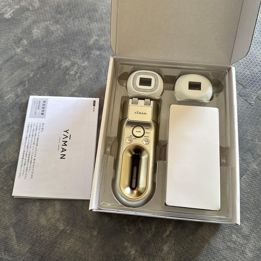 YAMAN 脱毛器 ゴールド　レイボーテハイパーゼロ