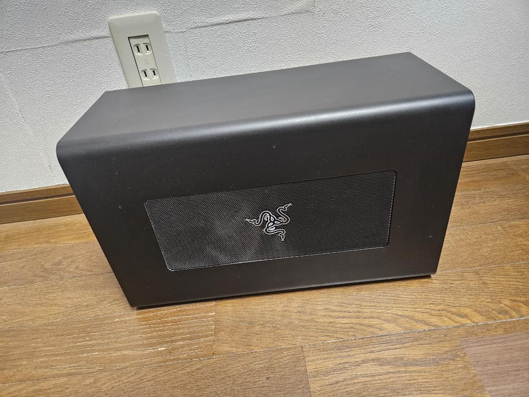 Razer Core X Chroma 外付けGPUボックス eGPU