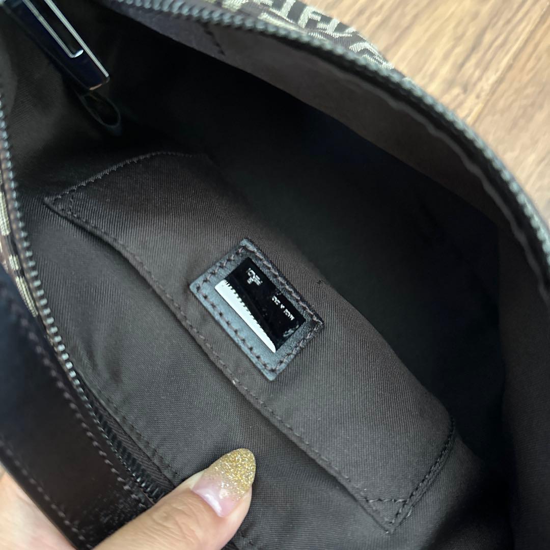 【楓】FENDI フェンディ　ハンドバッグ　ヴィンテージ　ズッカ柄
