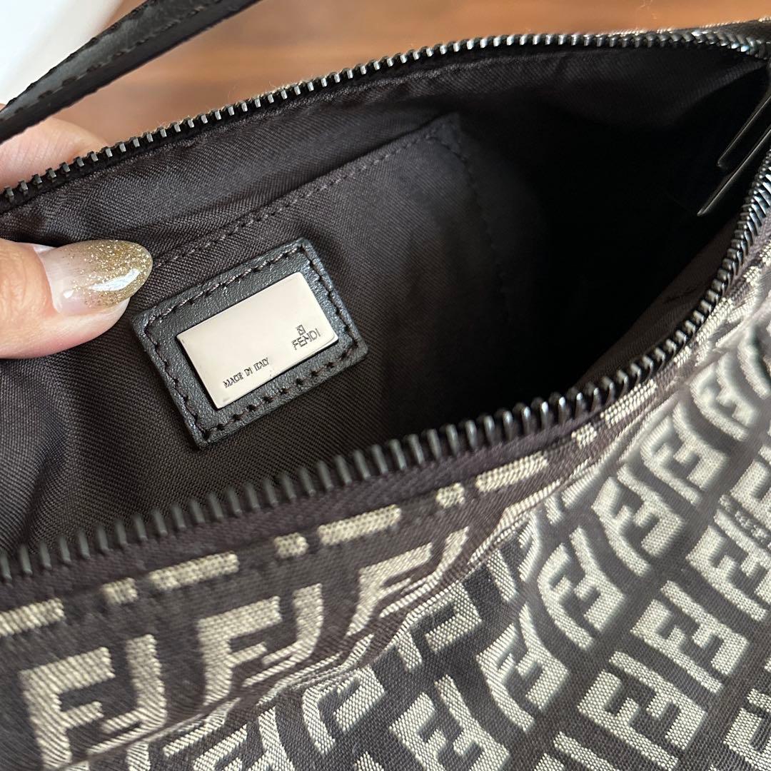 【楓】FENDI フェンディ　ハンドバッグ　ヴィンテージ　ズッカ柄