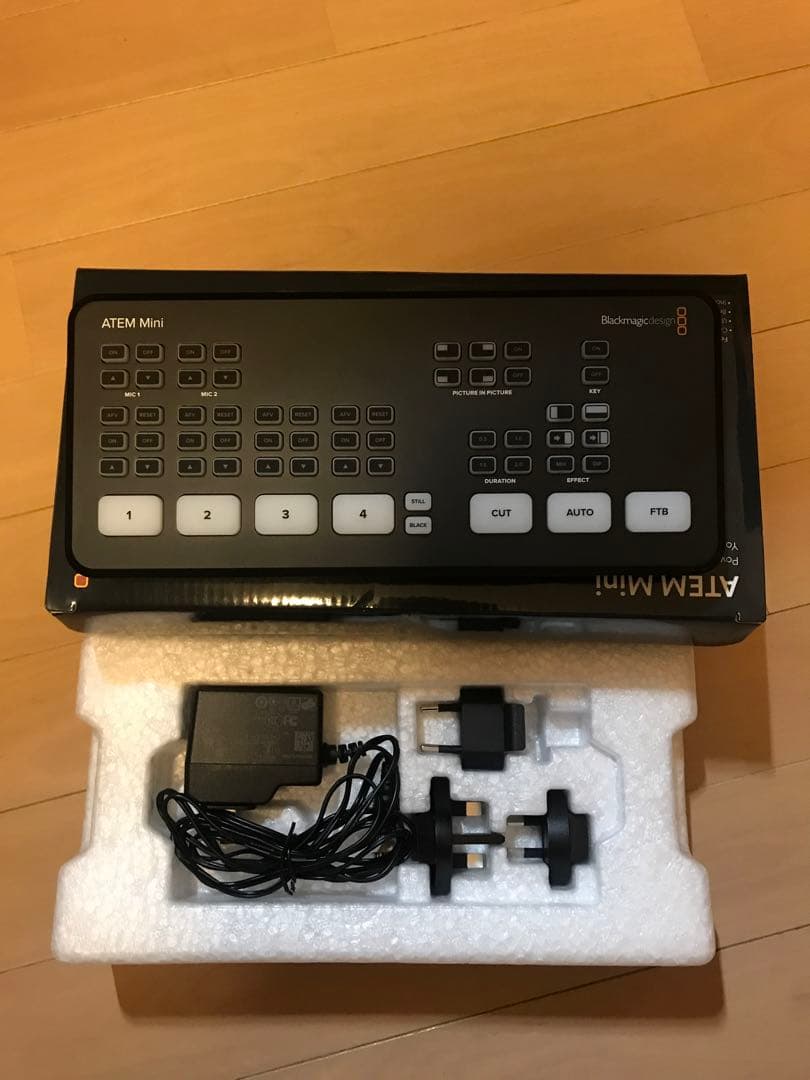 Blackmagic Design ATEM Mini. セット