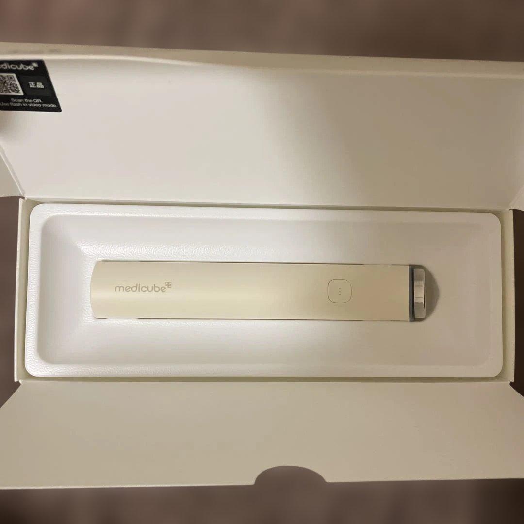 メディキューブ ブースタープロミニプラス (美顔器）