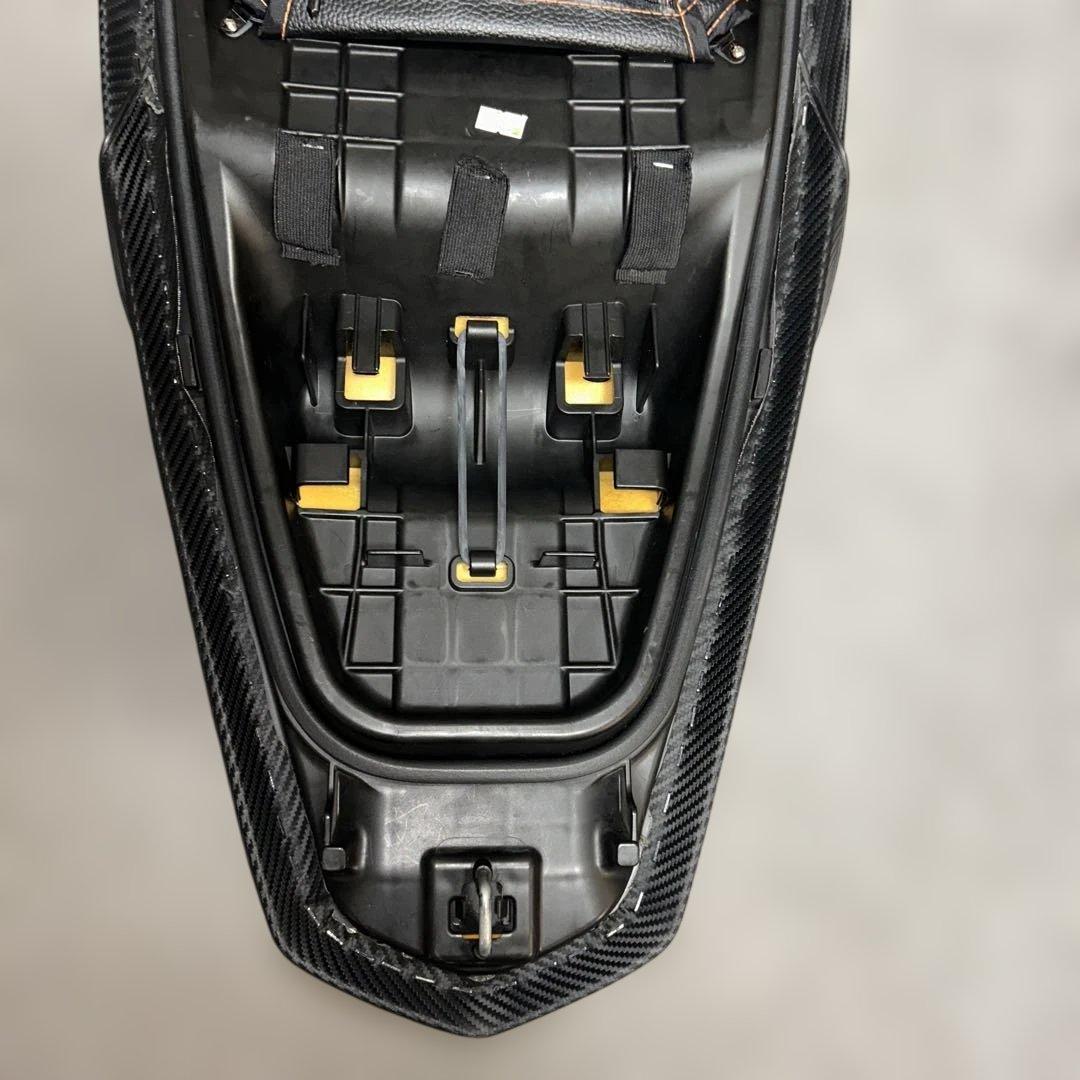 PCX JK05 PCX160 KF47 カスタムシート TYPE B