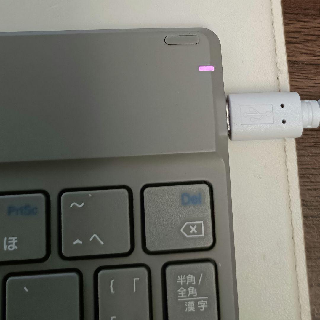 SONY Xperia Z4 タブレット SOT31 au　フルセグ　ケース