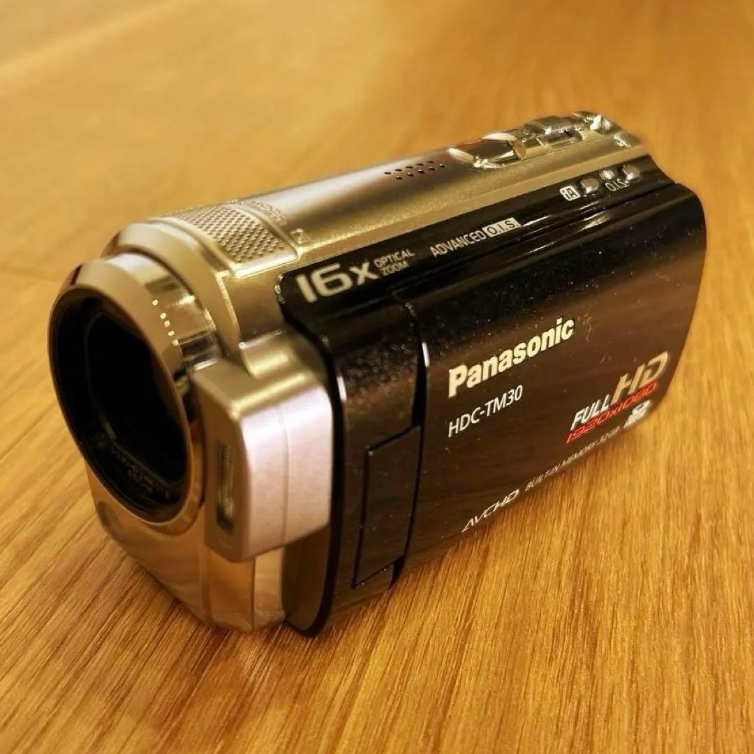 パナソニック　HDC-TM30 デジタルハイビジョンビデオカメラ　日本製