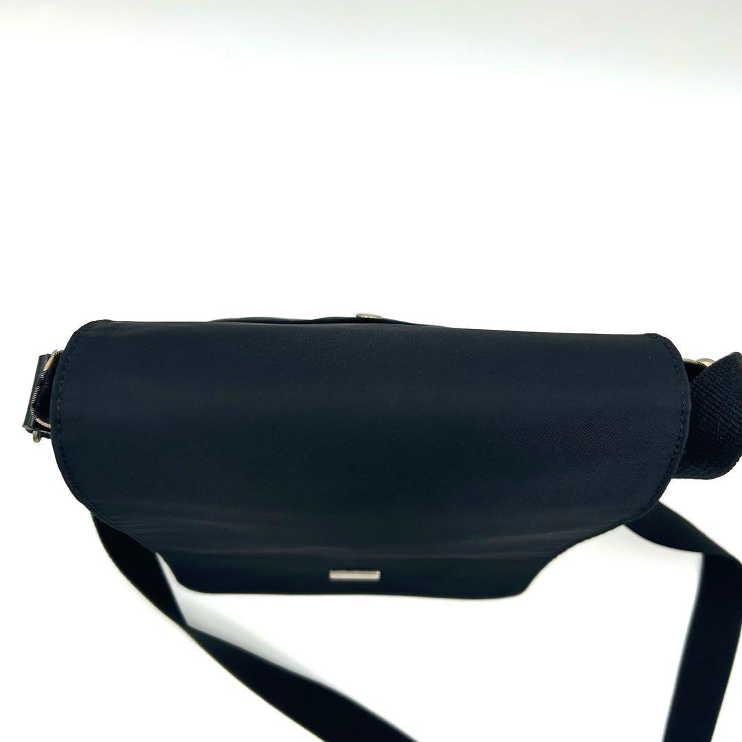 バーバリー　ノバチェック　ショルダーバッグ　メッセンジャーバッグ