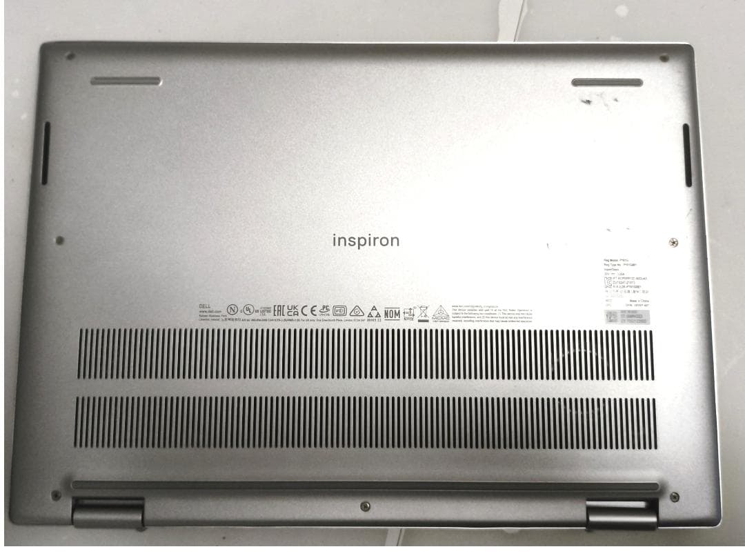 Dell Inspiron 7420 14インチ 2in1 i7　OS電源なし